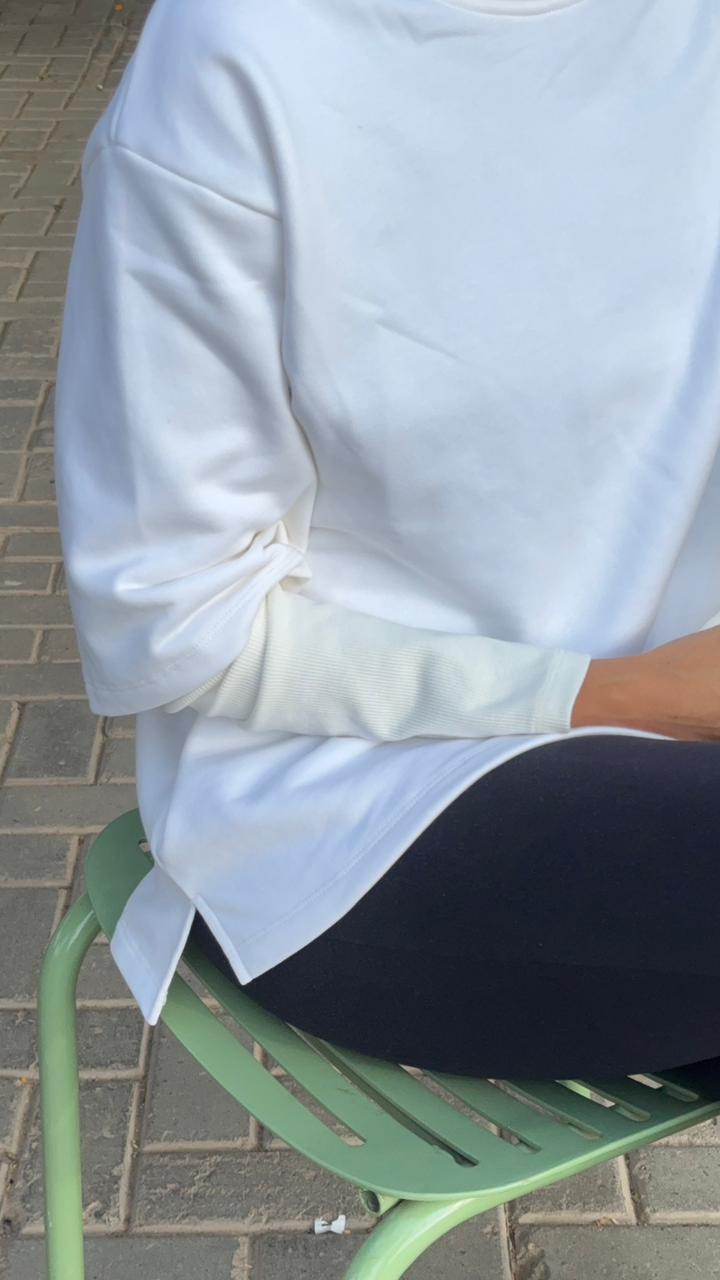 One size double Sleeves rib top