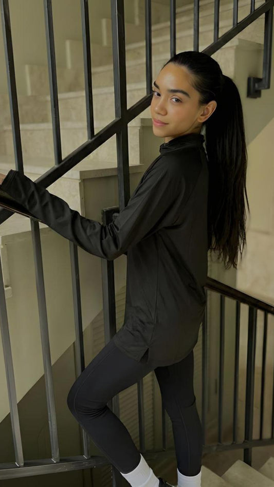 Black Sports Top with Zipper