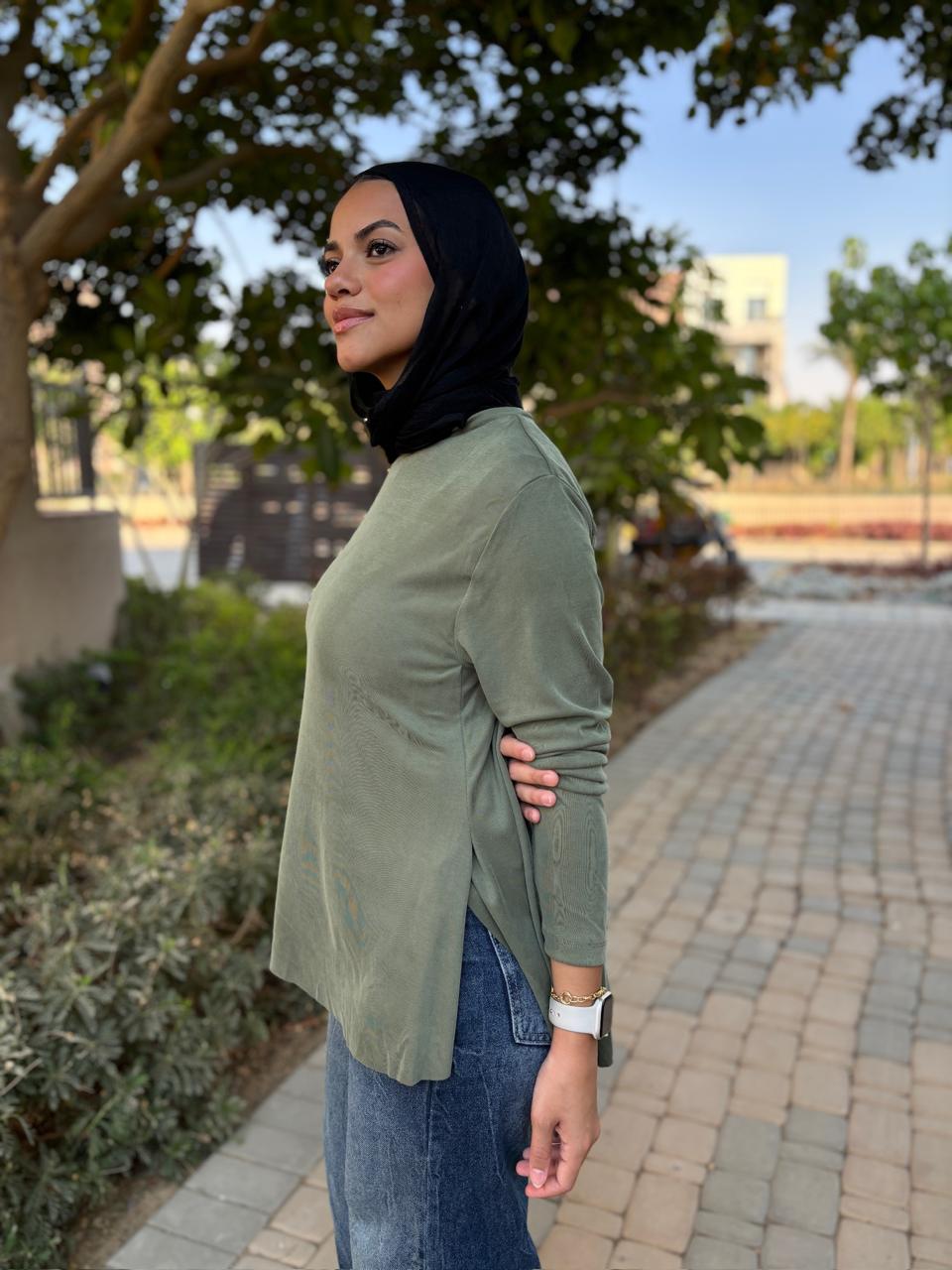 Olive modal top