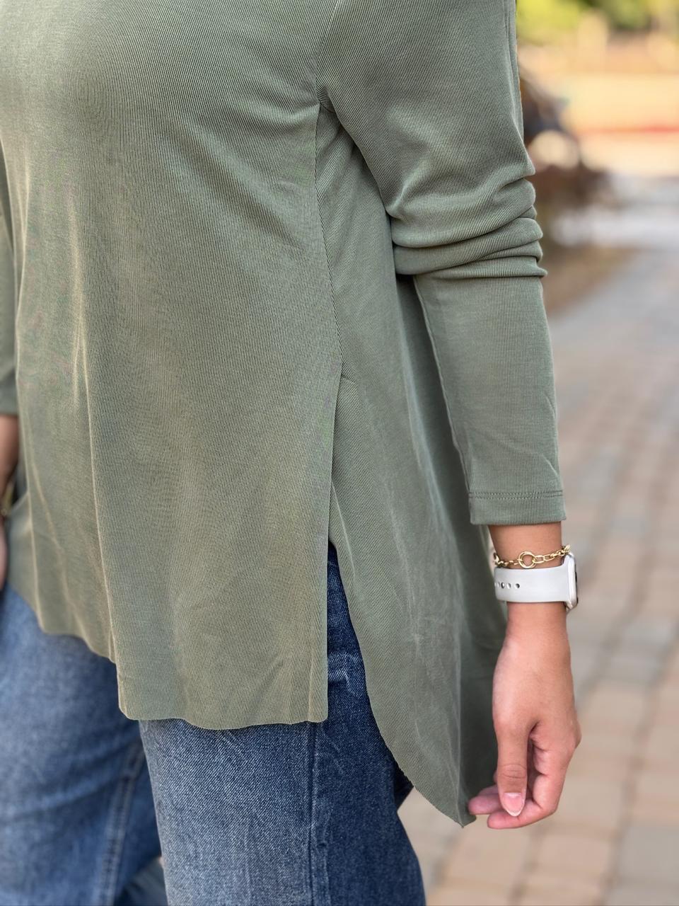 Olive modal top