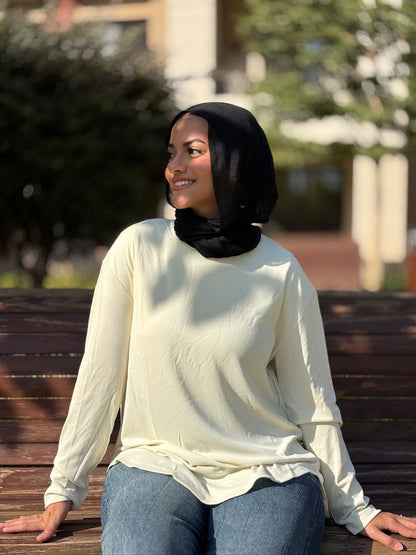 Modal basic top in off white